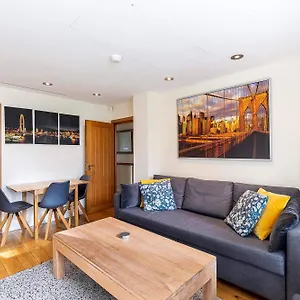 tower-bridge-deluxe-apartment-private-terrace-london.cambridgehotelsuk.com/
